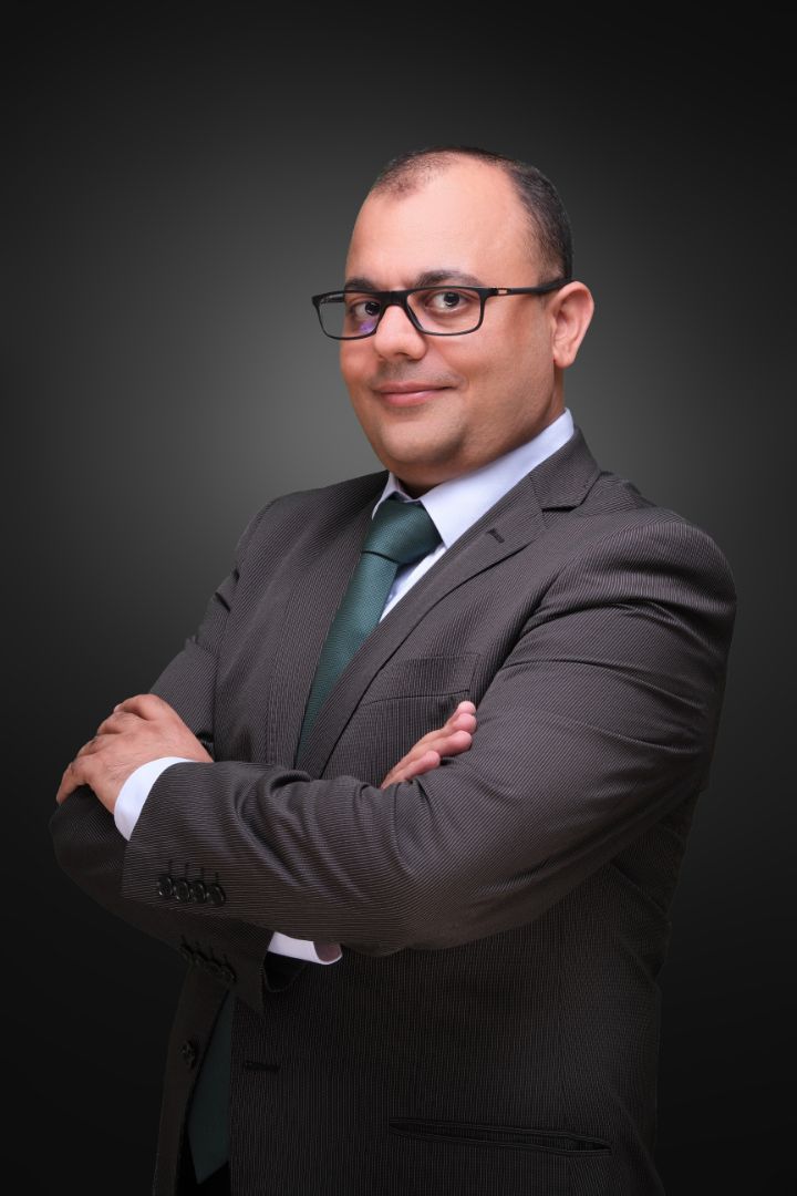 Dr.Ahmed Adel Zidan